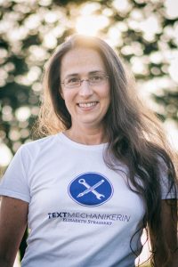 Elisabeth-Strasser-Textmechanikerin-19 Die Textmechanikerin Elisabeth Strassert